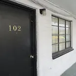 Economy Motel