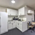 Elegant Private Studio Sleeps 4! 10Min To Strip!