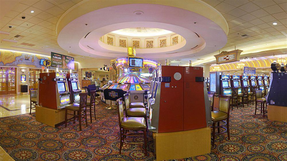 Suncoast Y Casino 4*