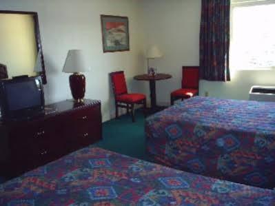 Arizona Charlie's Decatur Hotel 3*