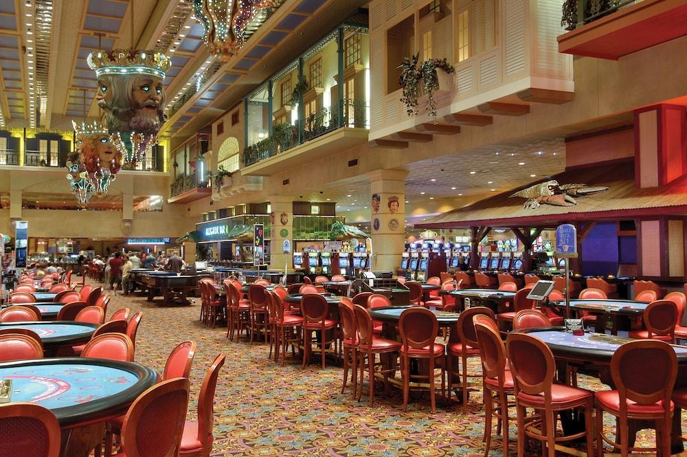 Resort Orleans Y Casino