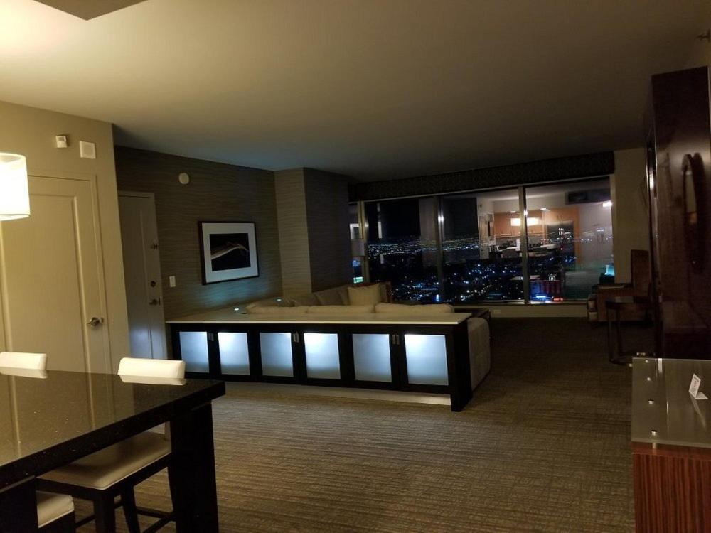Apartahotel Suites At Elara Strip-no Fees Las Vegas