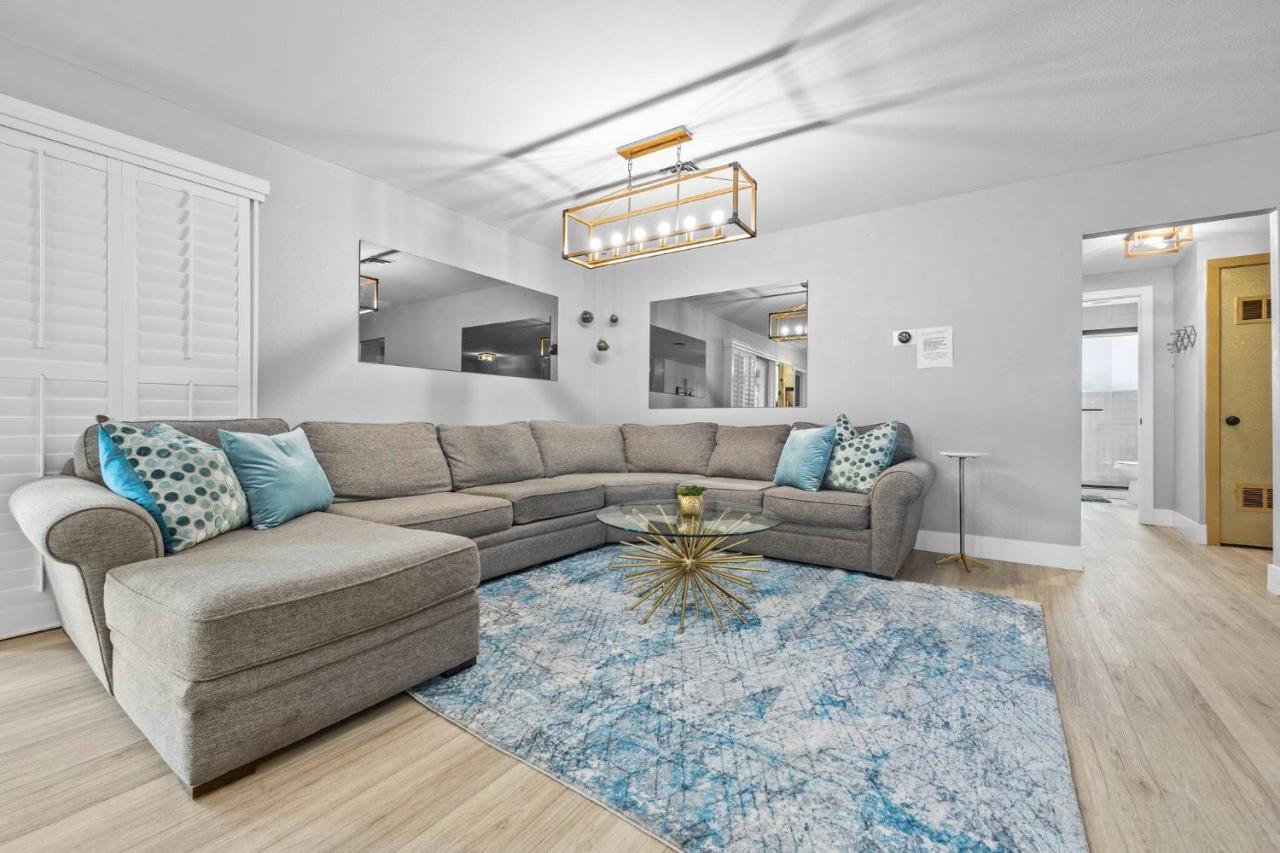 4bdrm 2 Bath Pool Close To Strip Conventions * Las Vegas