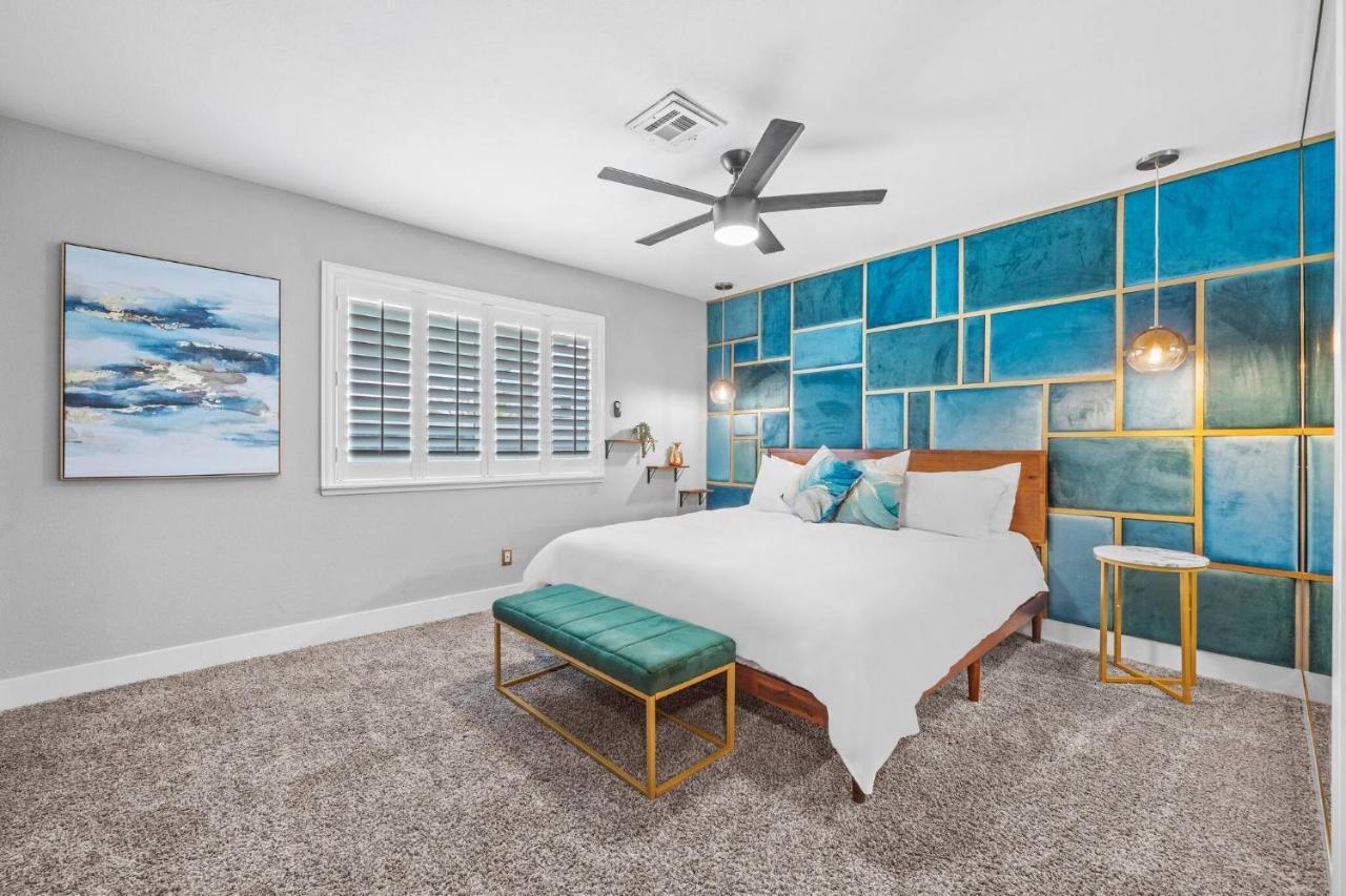 4bdrm 2 Bath Pool Close To Strip Conventions * Las Vegas