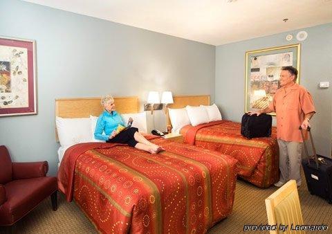 Arizona Charlie's Decatur Hotel