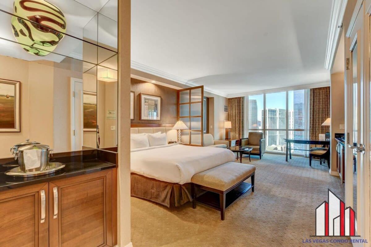 Сasa de vacaciones Mgm Signature-23-719 Strip View Jacuzzi