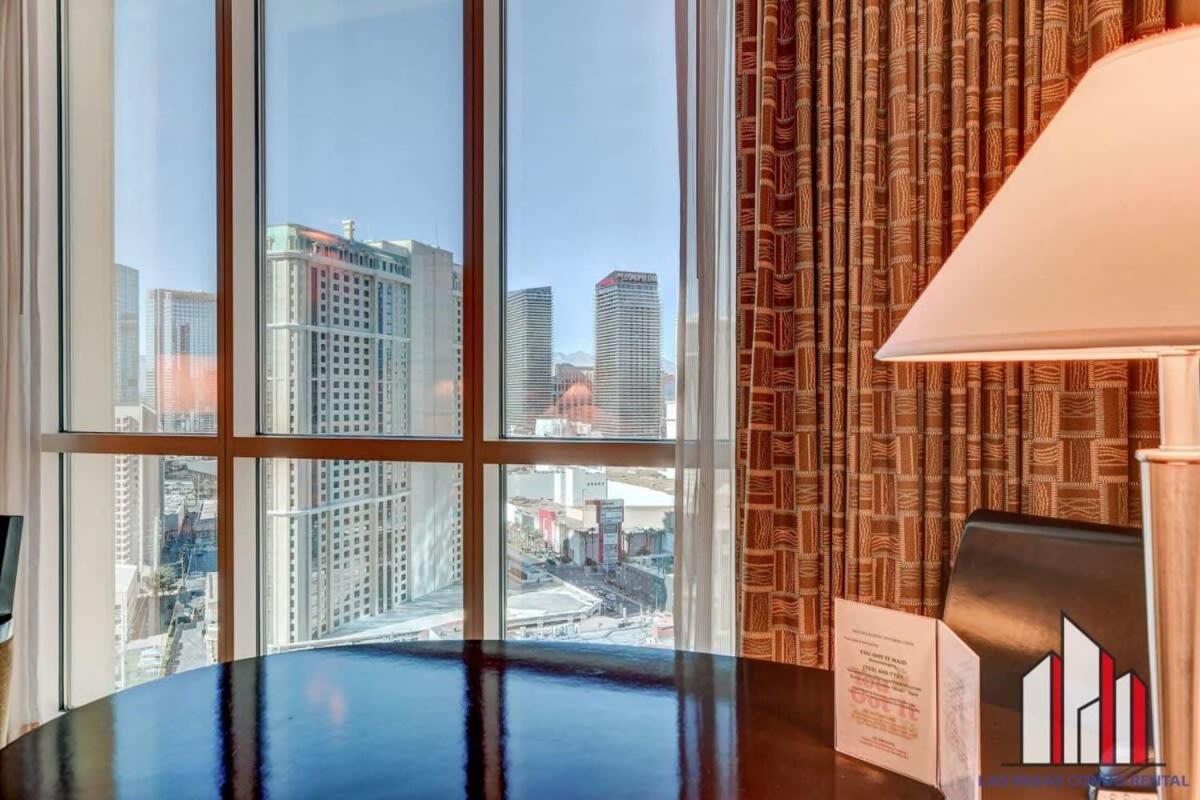 Сasa de vacaciones Mgm Signature-23-719 Strip View Jacuzzi