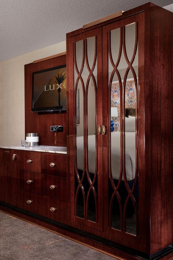 Luxor Hotel&casino By Suiteness Hotel
