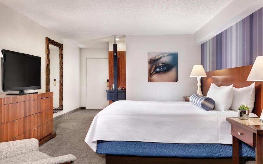 Hotel Luxor Hotel&casino By Suiteness 4*