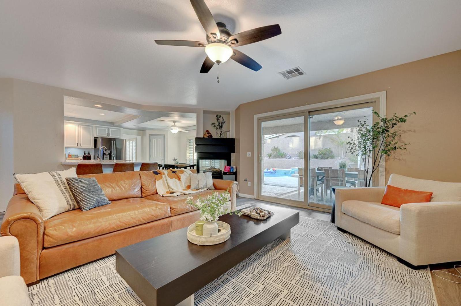 Gorgeous 6br With Pool And Сasa de vacaciones Las Vegas