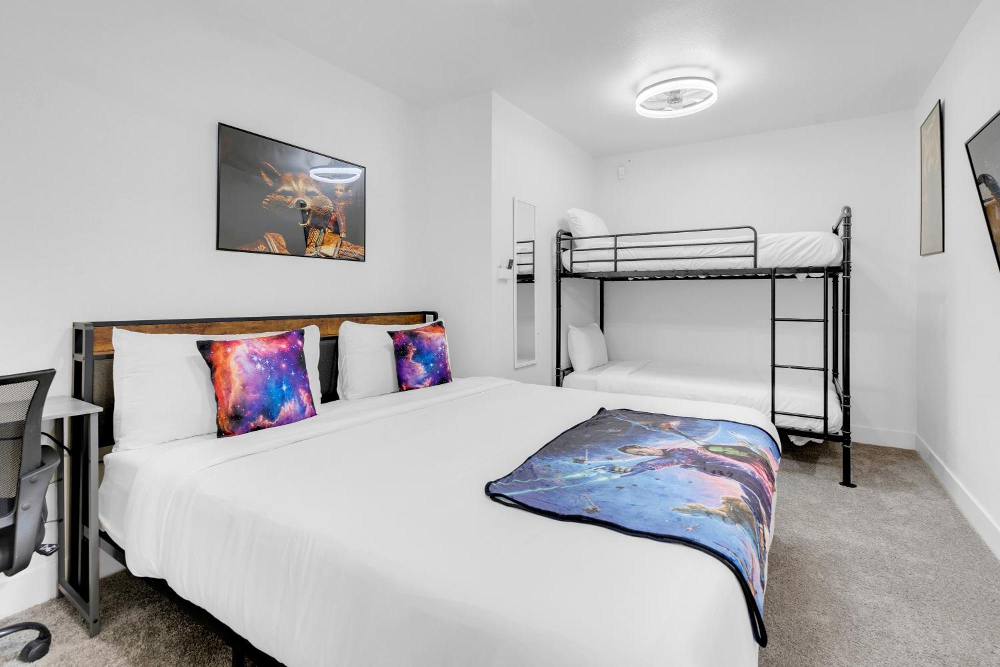 8br 5ba Superhero Retreat-king Beds, Bbq, Hammock, Firepit, Minigolf, Workspace Villa Las Vegas