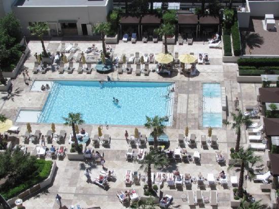 Apartahotel Signature Mgm With Strip And Sphere View