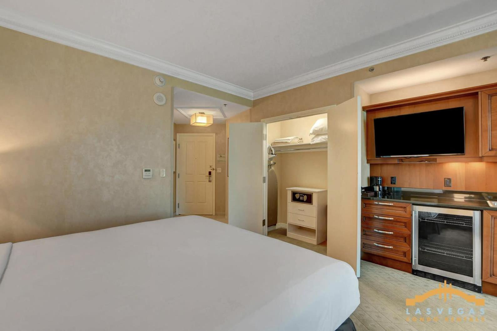 Сasa de vacaciones Mgm Signature-04-611 Strip View Jacuzzi