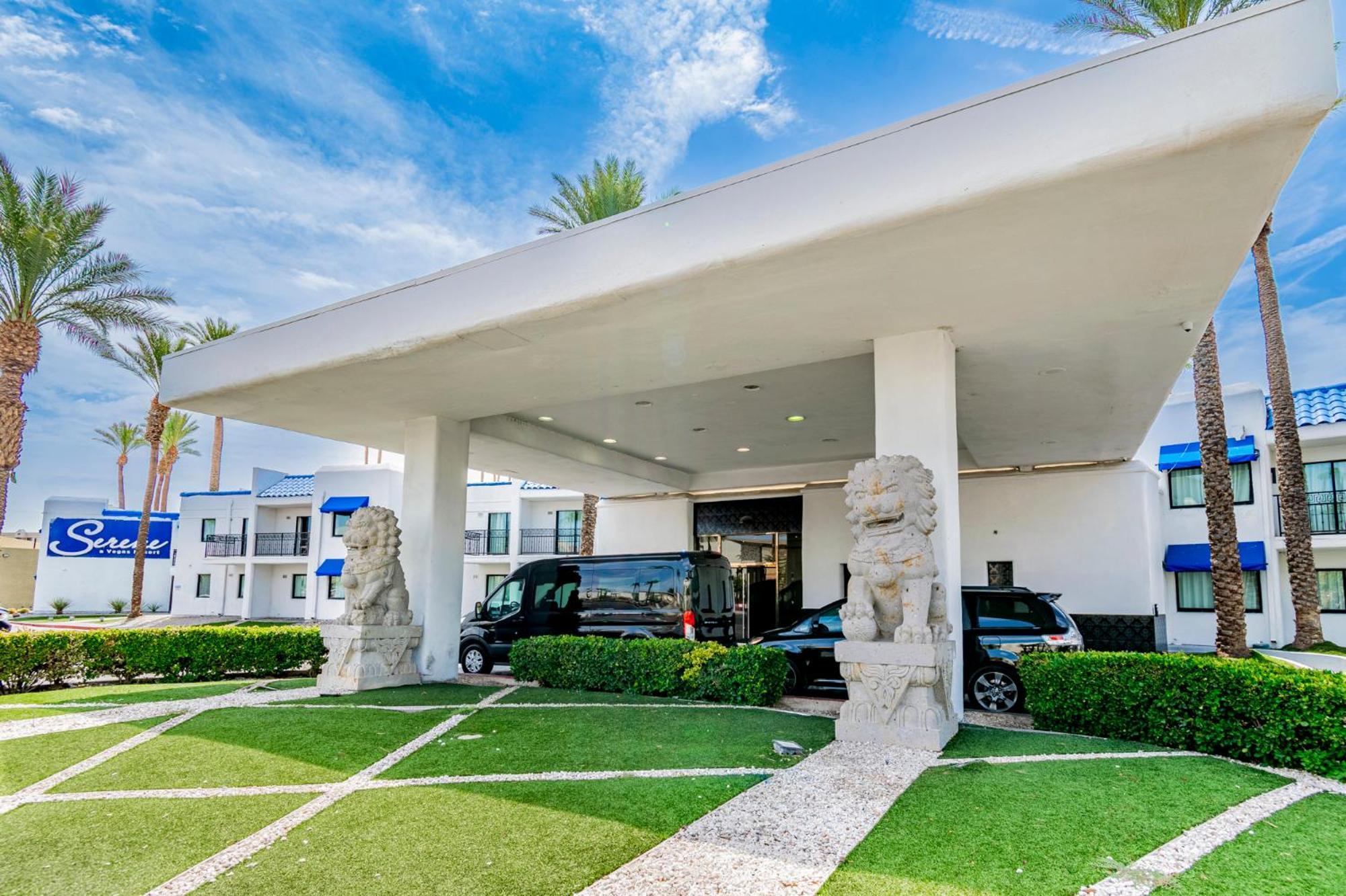 Serene Vegas Boutique Vegas Hotel 3*