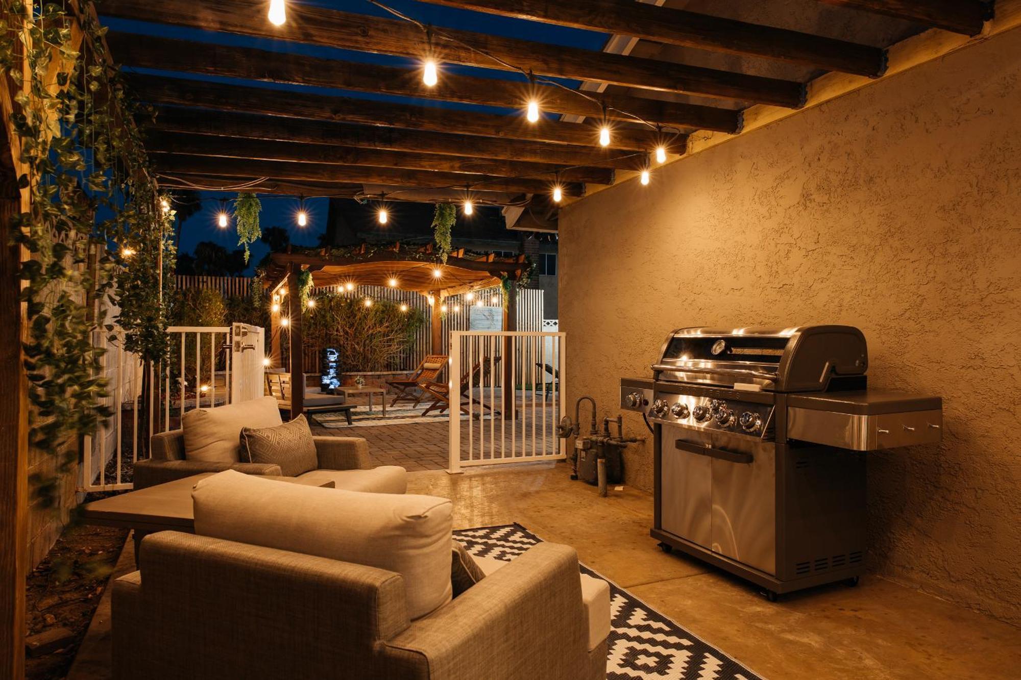 Fabulous Oasis In Near By Strip Сasa de vacaciones *