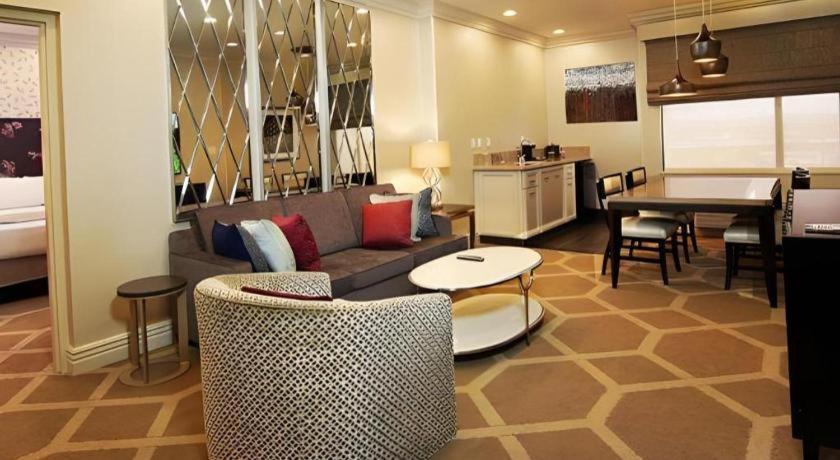 Gold Coast Y Casino 3*