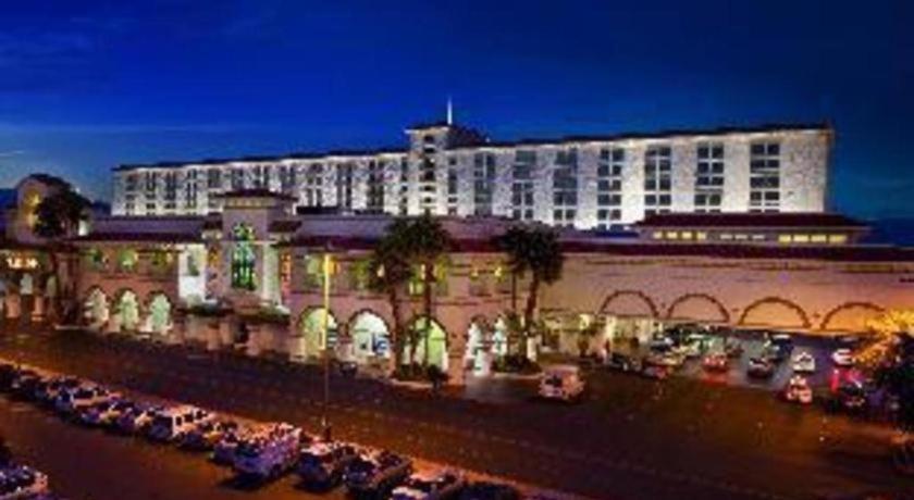 Gold Coast Y Casino 3*