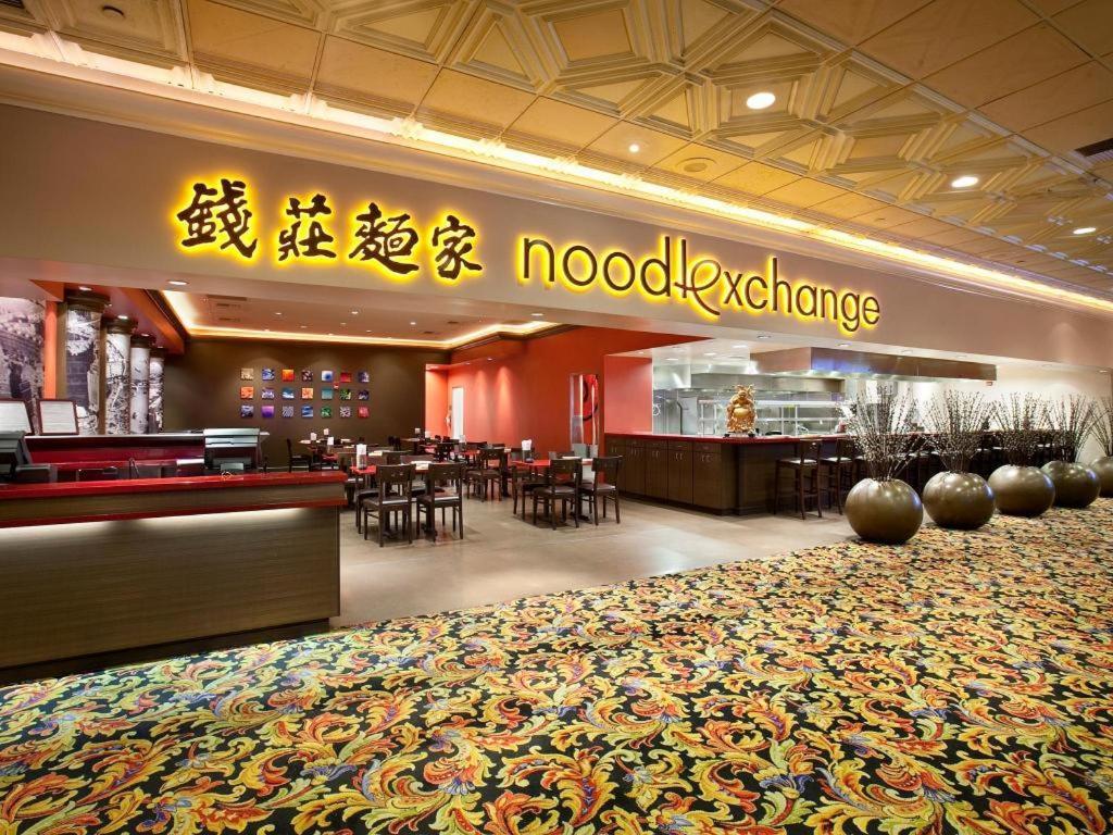 Gold Coast Y Casino Resort