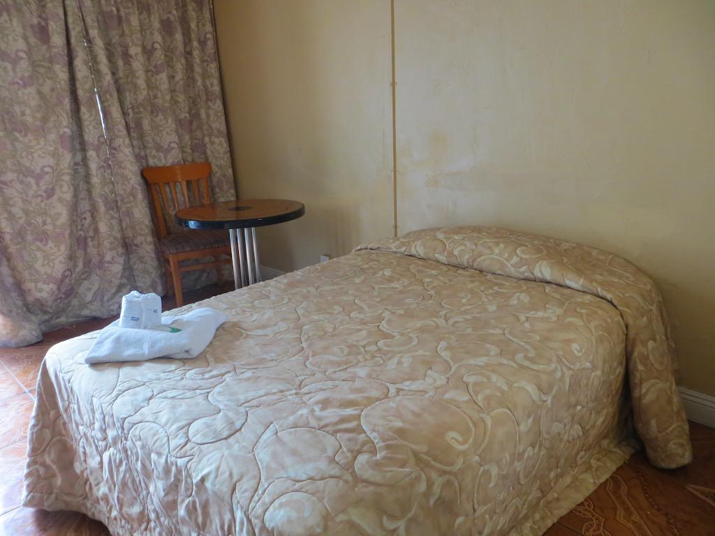 Motel Economy 2*