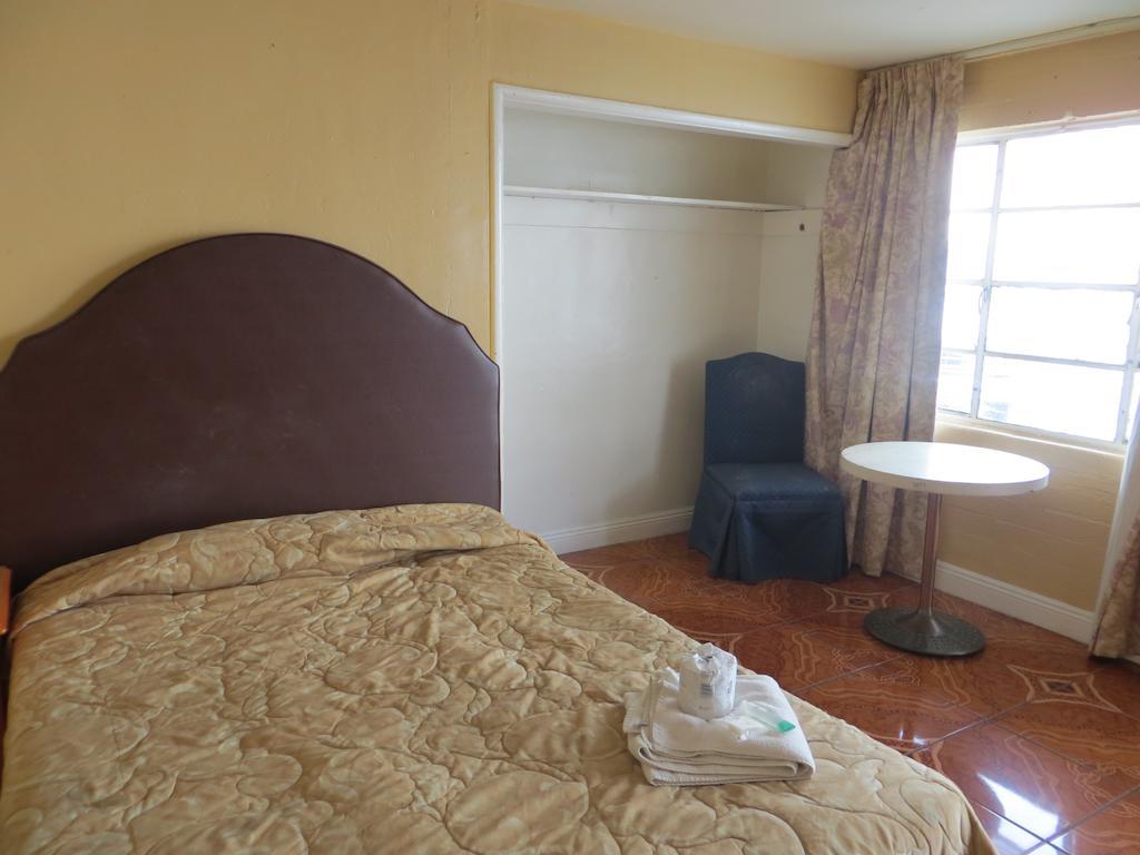 Motel Economy