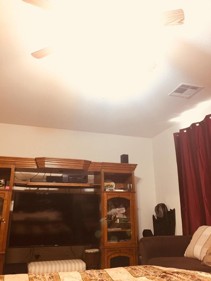 Bed and breakfast In A Huge Private Family Las Vegas