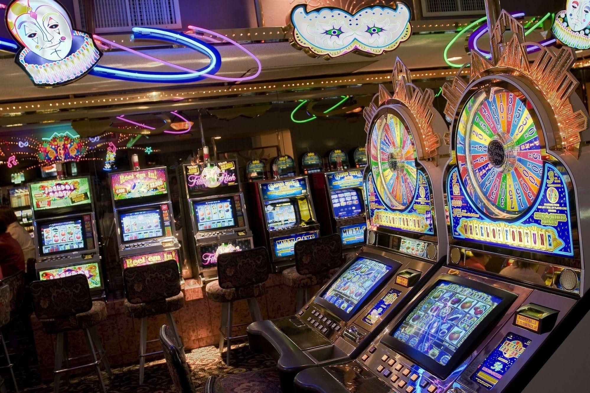 Mardi Gras & Casino Hotel