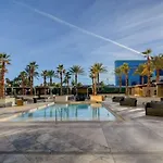 Mgm Signature-08-604 Jacuzzi Studio