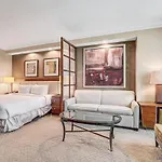 Mgm Signature-21-609 Strip View Jacuzzi Studio