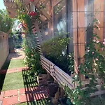 Hummingbird\'S Retreat-One Bedroom-Private Bath-Private Entry Door
