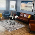 Vintage Residence Whit 3 Bedroom And Billard Table