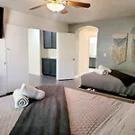 Treasure Bay-3Br Pool & Hot Tub Oasis Near T Strip