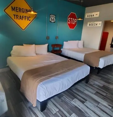 Desert Hills Motel