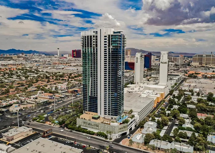 Stripviewsuites Penthouse