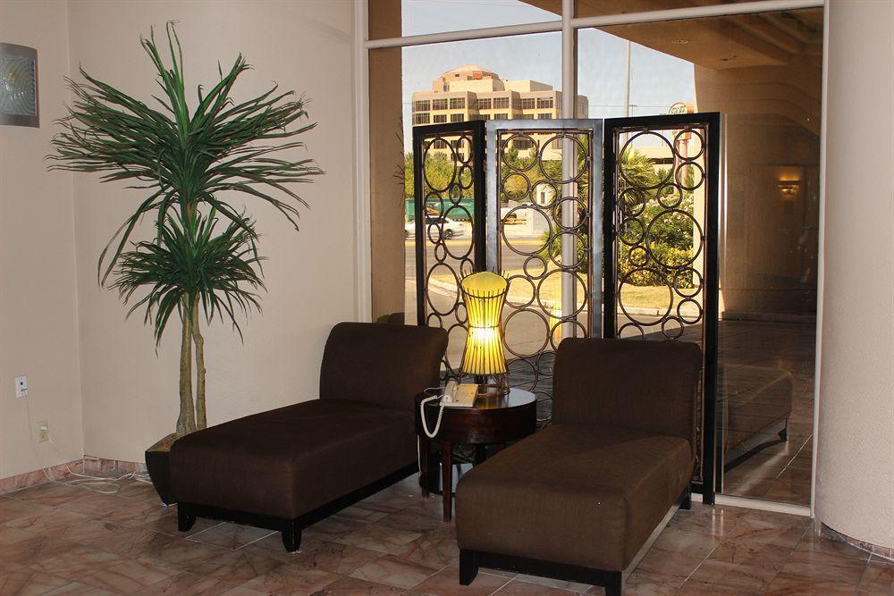Ramada Vegas