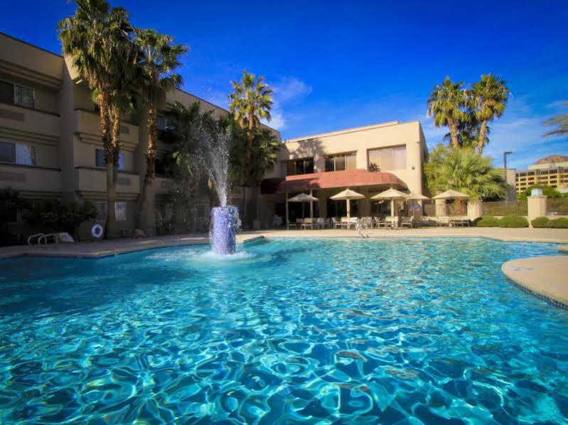 Ramada Vegas 3*