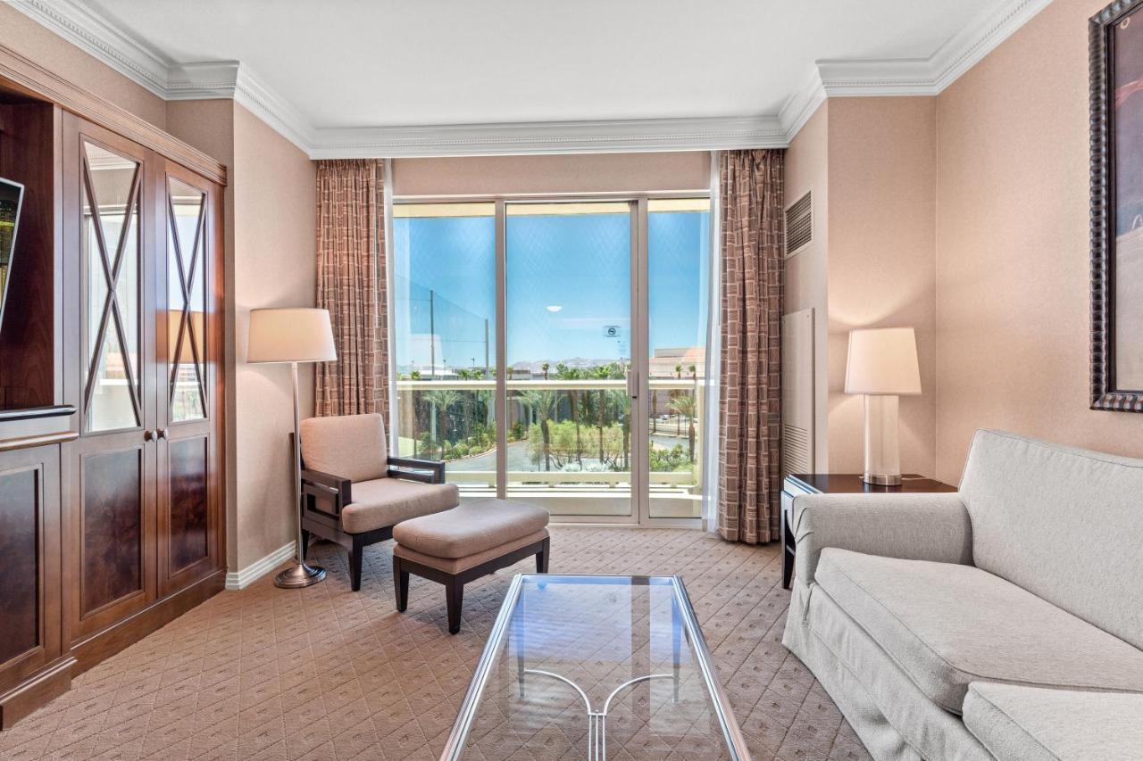 Mgm Signature Pool View Apartahotel