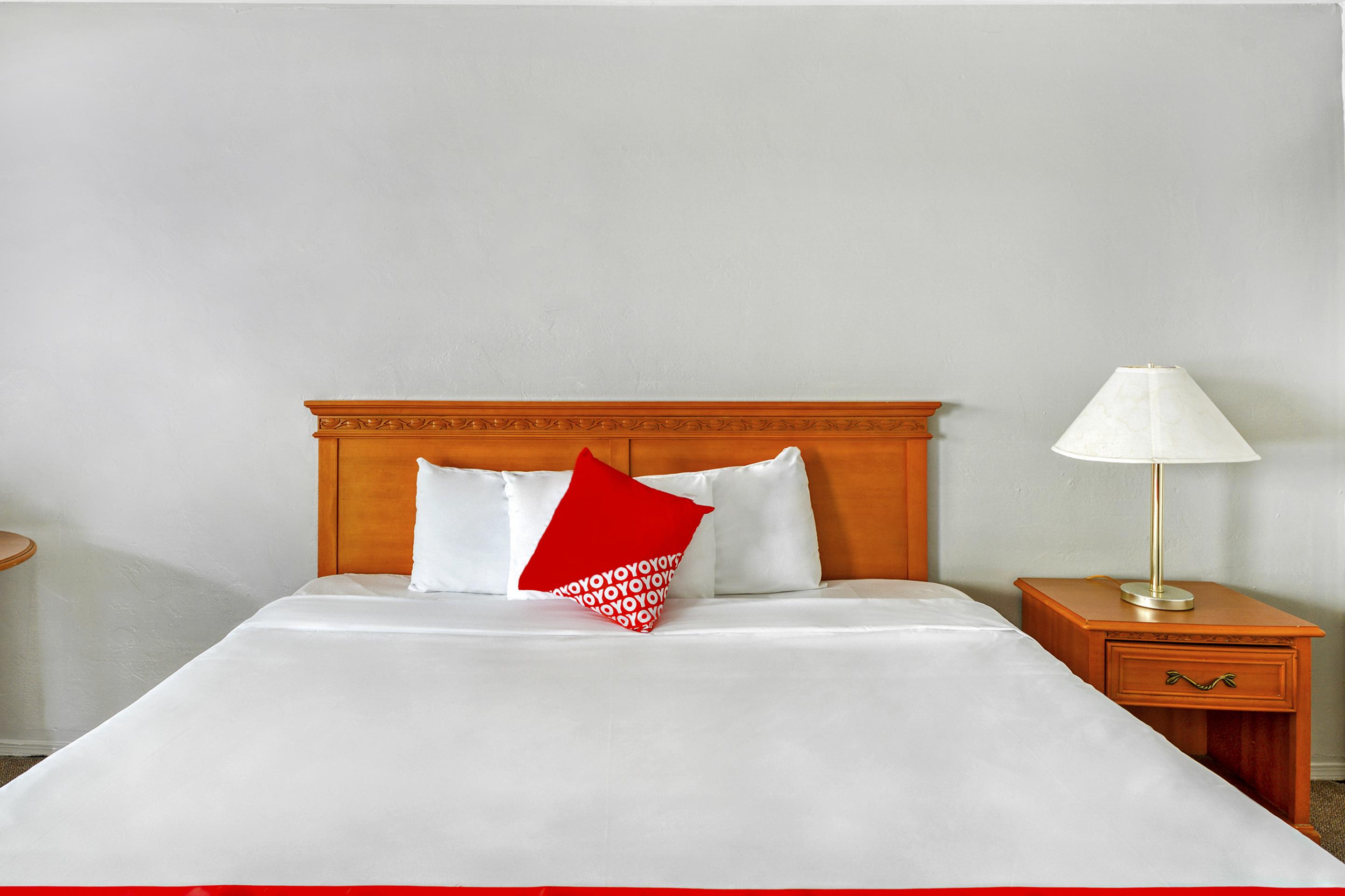 Oyo Gateway Vegas North Strip/fremont St. Area 2*