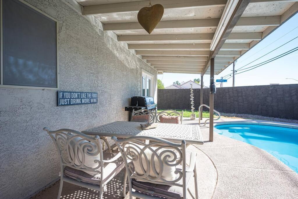 Сasa de vacaciones Modern Home! Pool & Jacuzzi