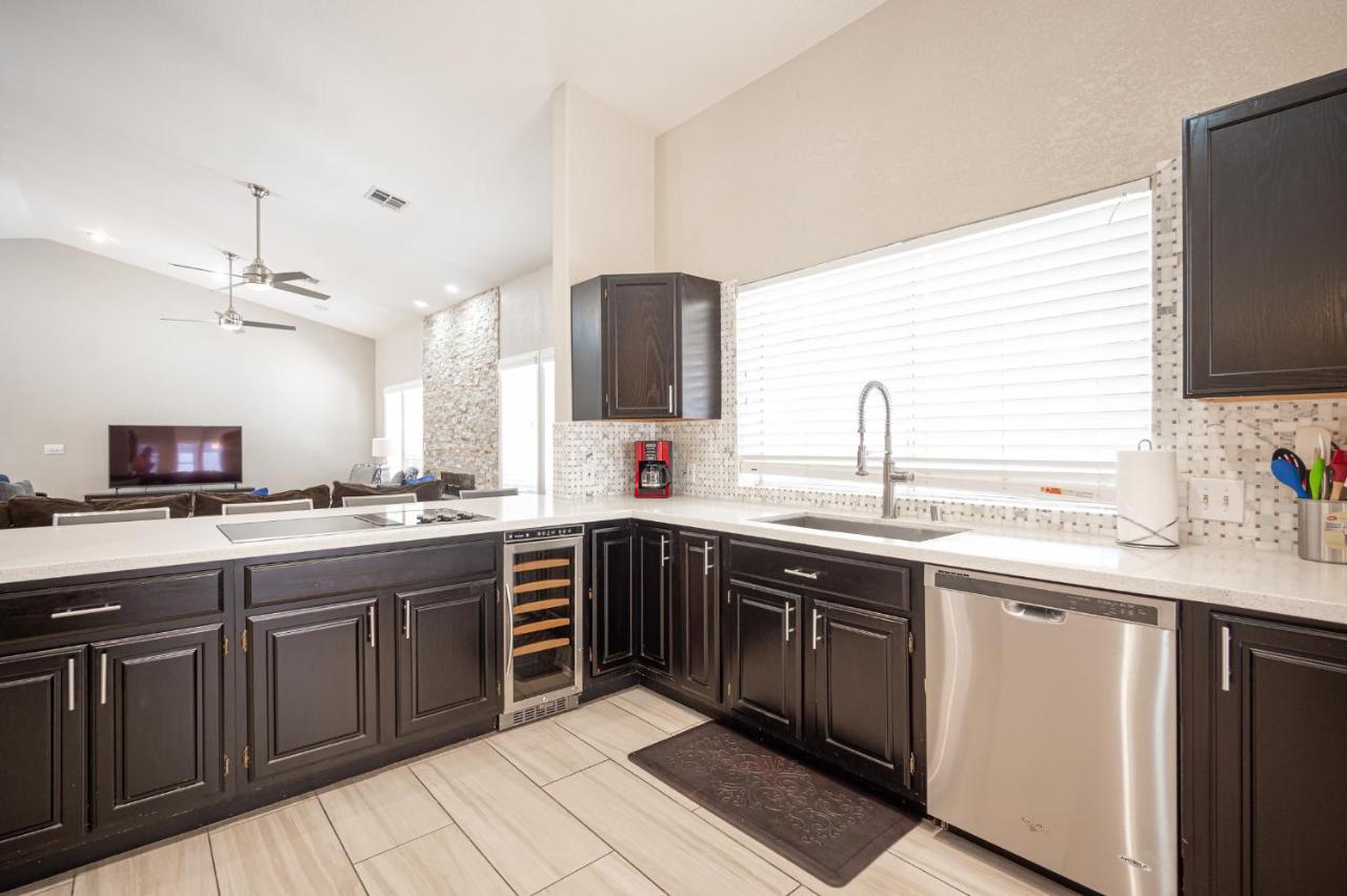 Сasa de vacaciones Luxury Near Strip And Airport.