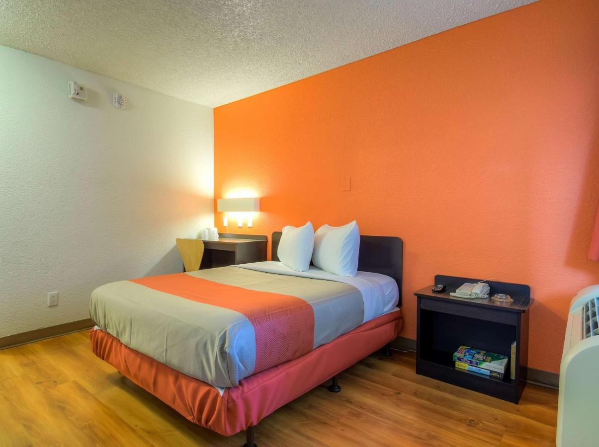 Motel 6-Las Vegas, NV - Tropicana Hotel Las Vegas