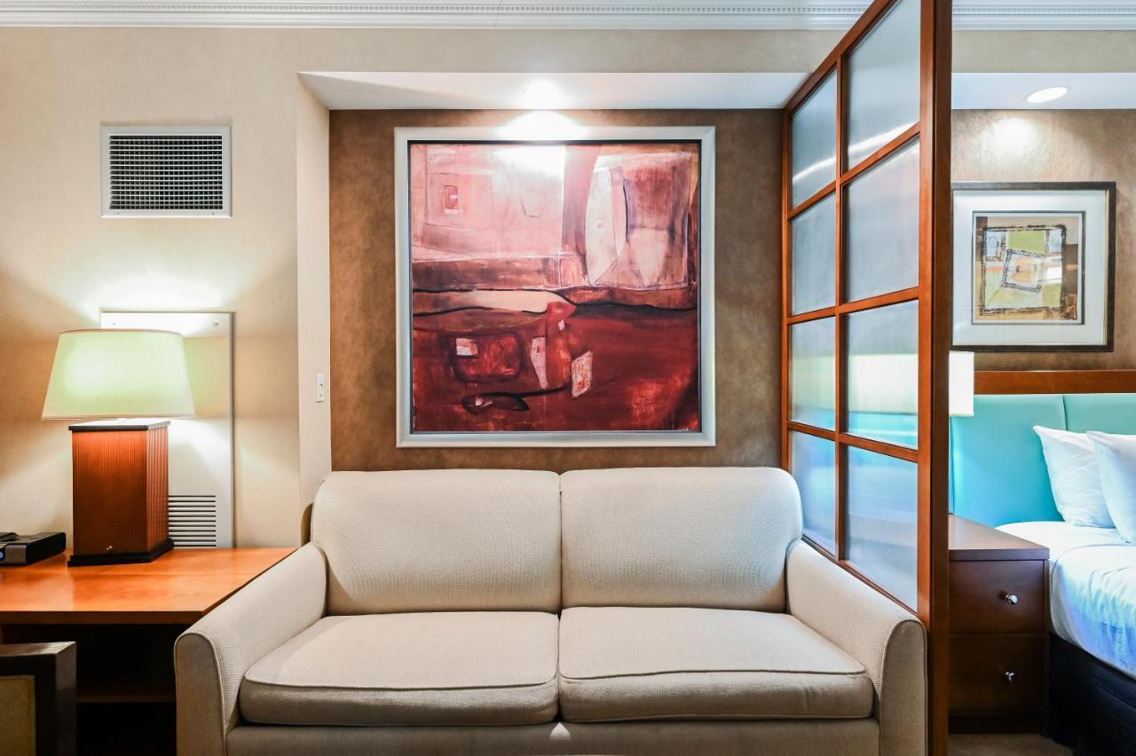Mgm Signature Towers, Balcony Suite, Strip View - No Fees! Apartahotel *