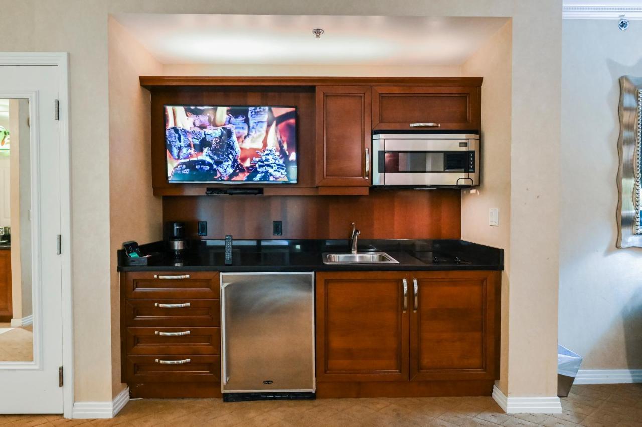Apartahotel Mgm Signature Towers, Balcony Suite, Strip View - No Fees! Las Vegas