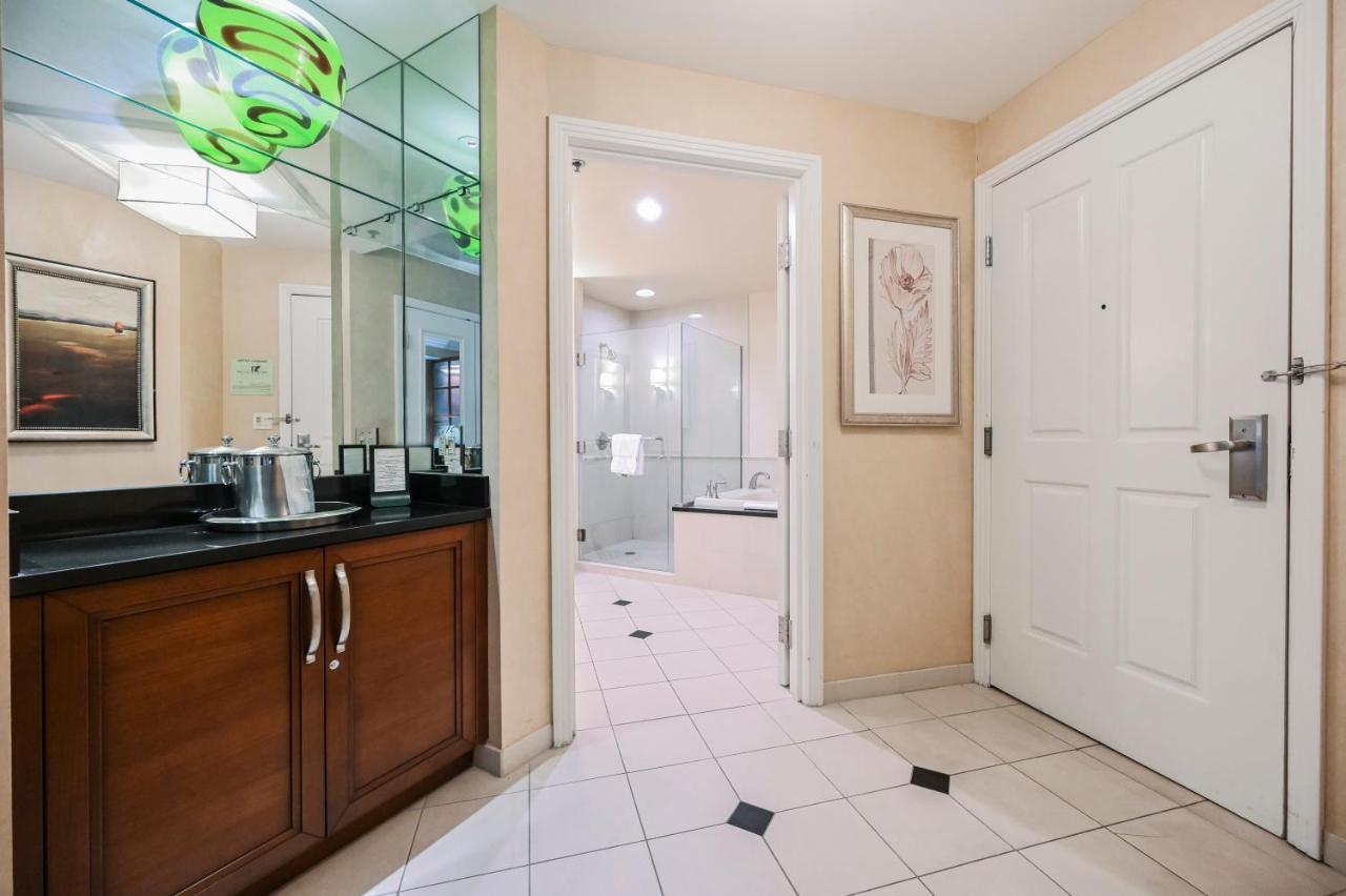 Mgm Signature Towers, Balcony Suite, Strip View - No Fees! Apartahotel *