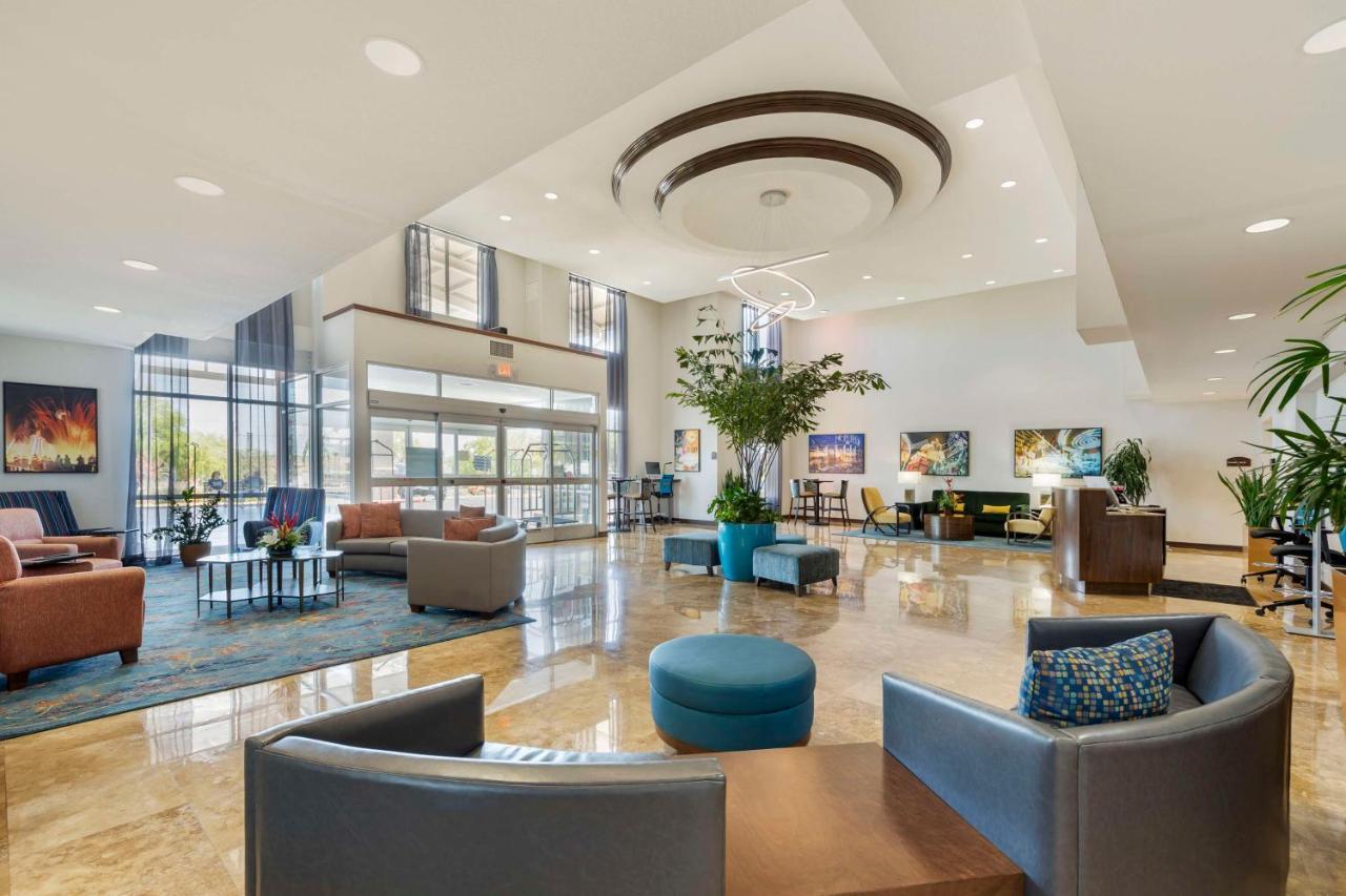 Western Henderson Hotel