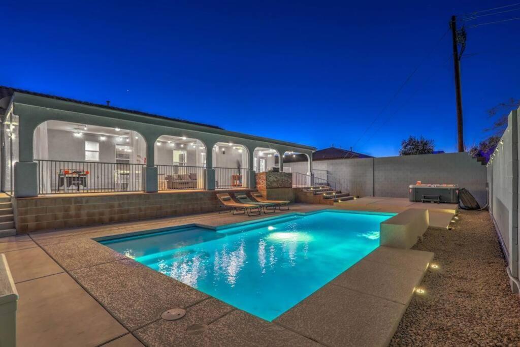 Cozy Desert Retreat - Pool, Spa, Views Сasa de vacaciones *