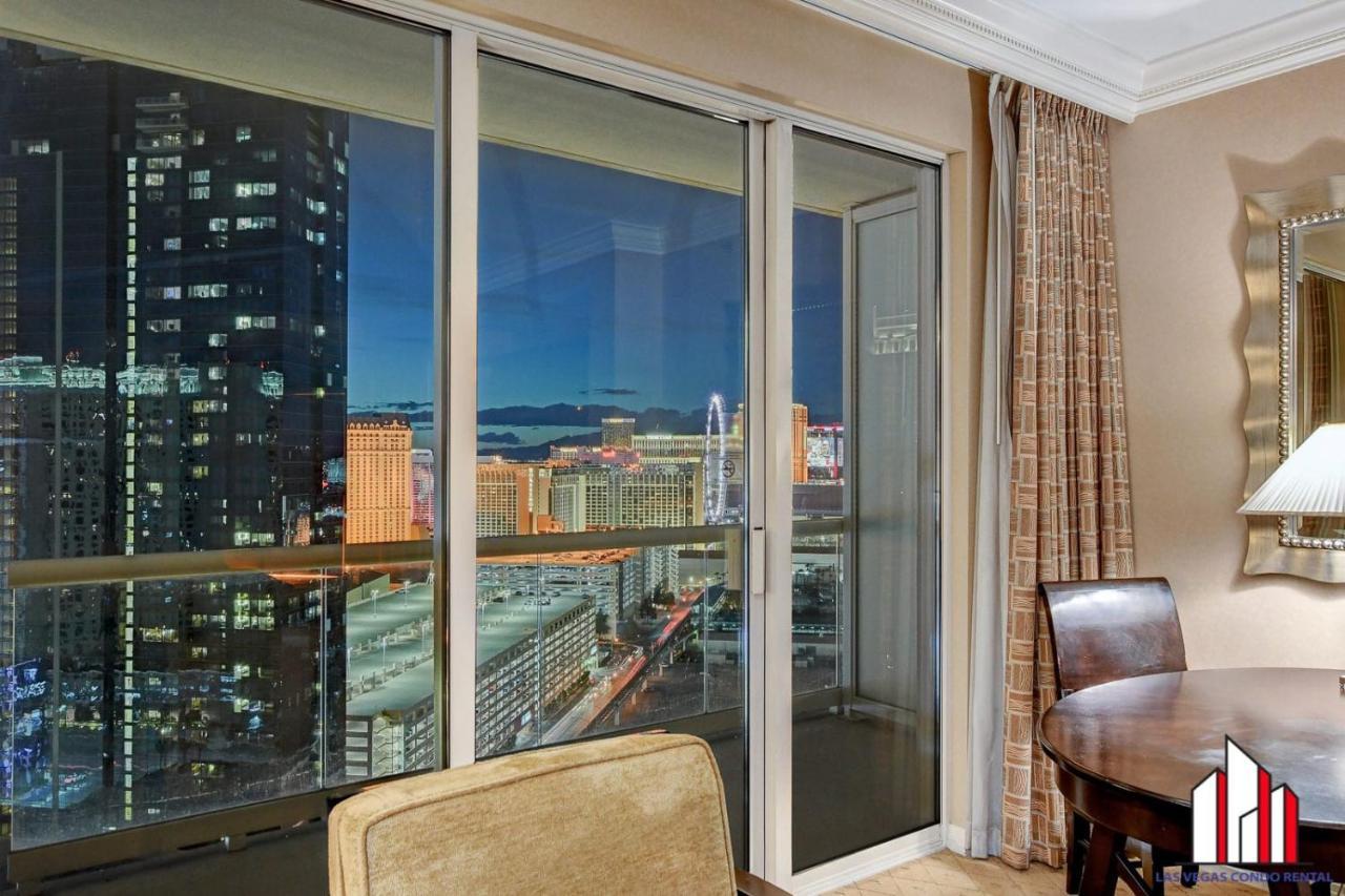 Mgm Signature-27-805 F1 Track & Strip View Balcony Сasa de vacaciones