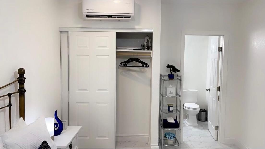 , 5 Min Away From Airport. Apartamento *