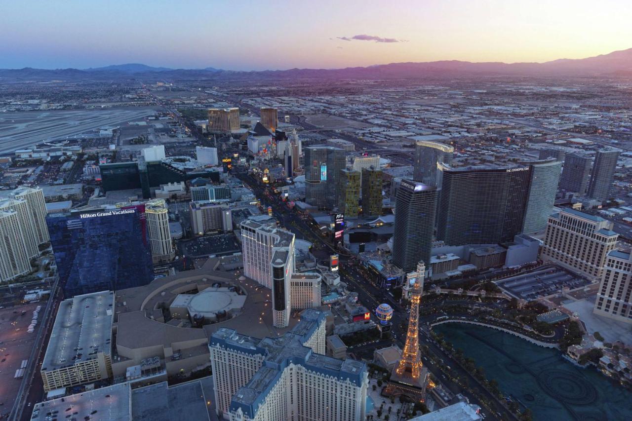 Hilton Club Elara Vegas Hotel