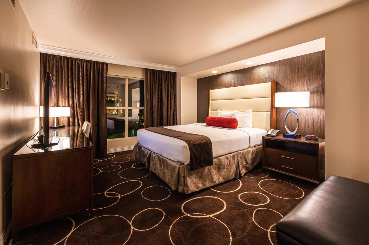 Sunset Station & Casino Hotel 4*