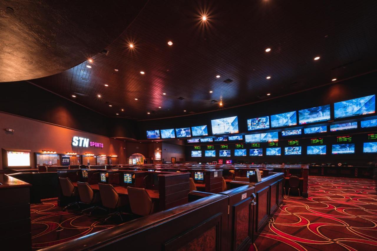 Hotel Sunset Station & Casino 4*